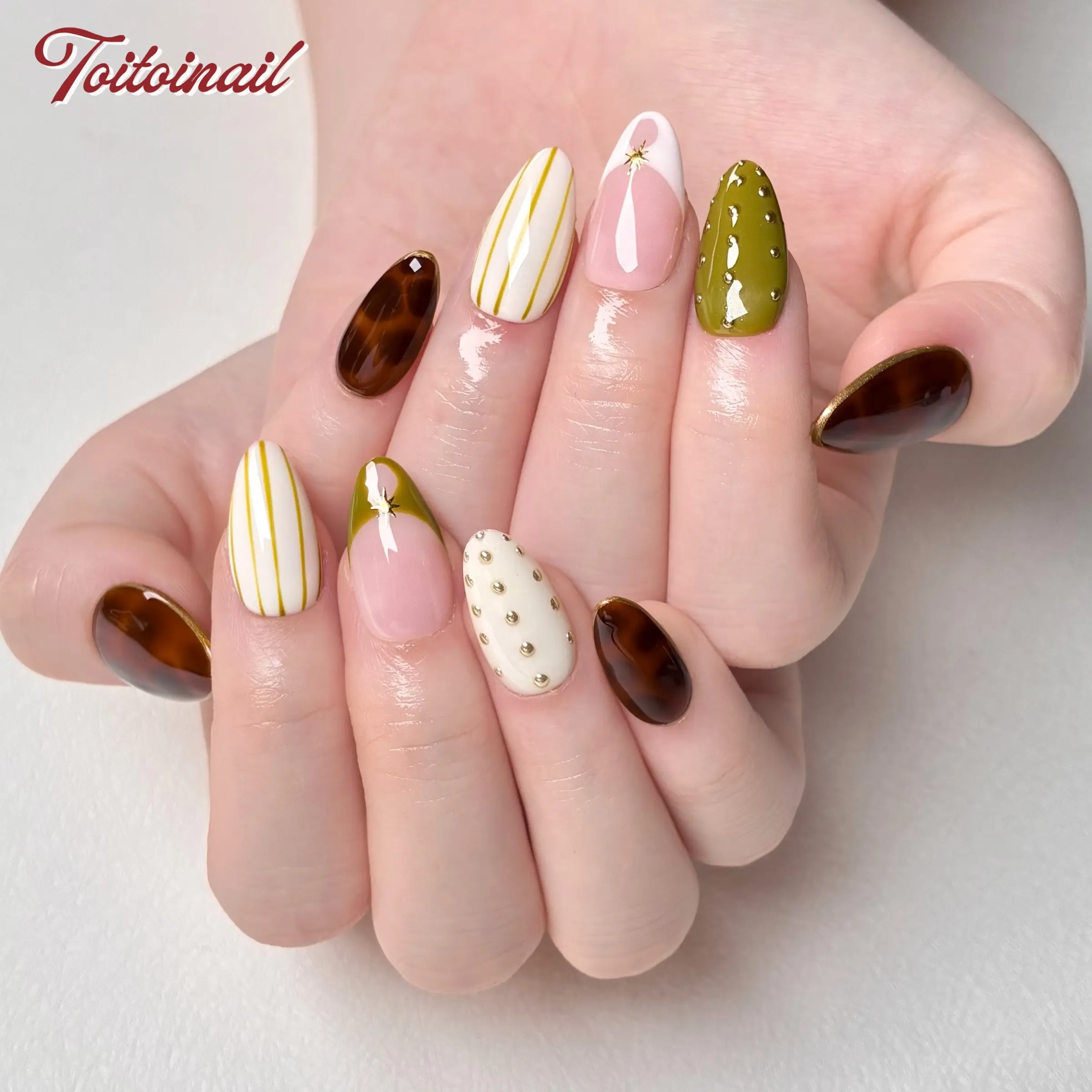Olive Amber Handmade Press-On Decorative Nails | Short Almond Shape, 10pcs, Almond Nail Tips | Olive Green Tortoiseshell Gold Studs | Vintage Luxury Aesthetic | For Work, Date, Daily | High Gloss | Reusable DIY Nail Art, Handmade Press Ons, Fake Nails