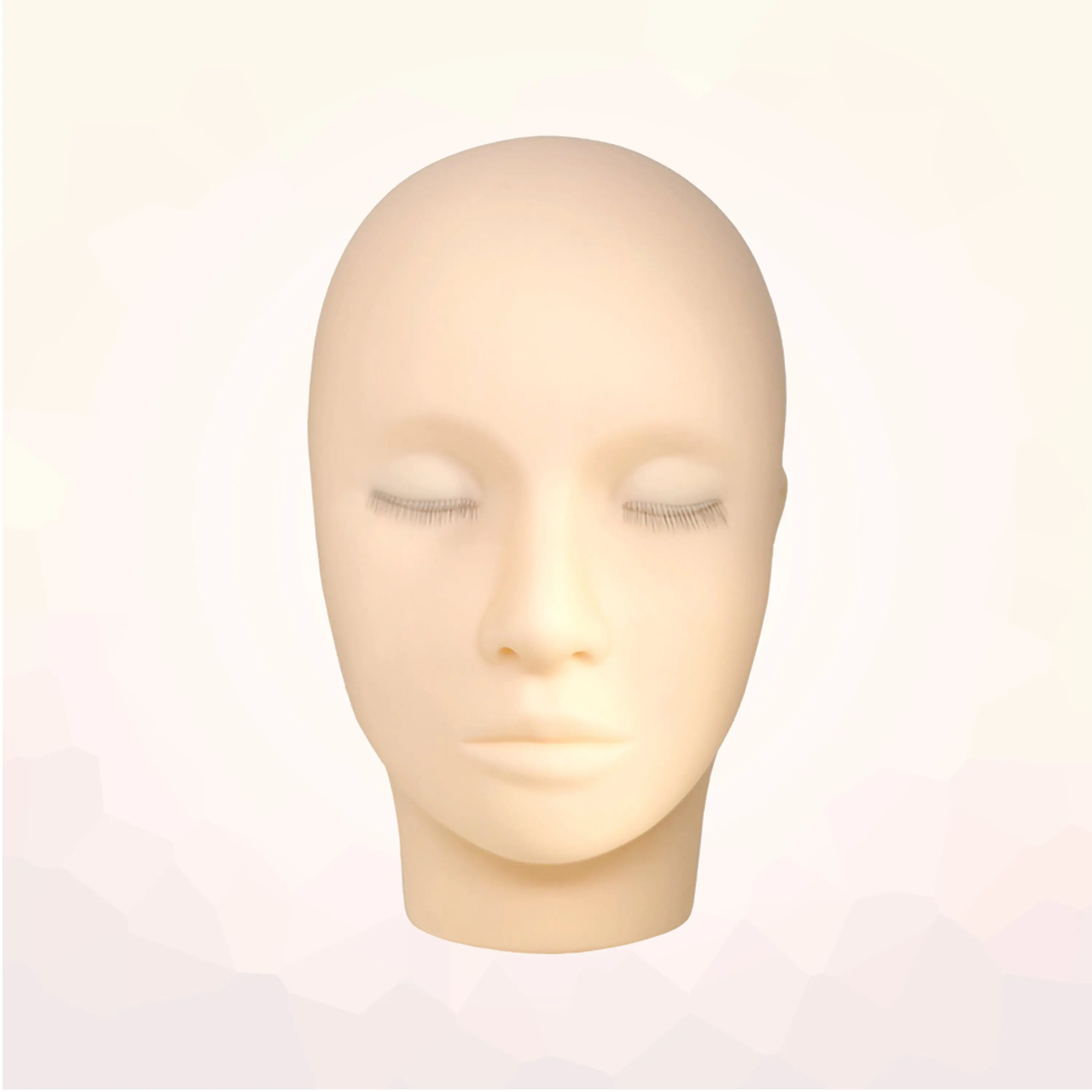 Mannequin Head with Reusable Multi-Layered Lashes