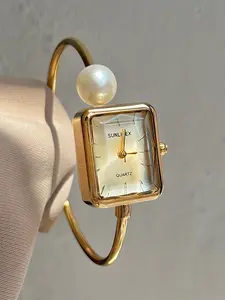 Women's Elegant Silver Color Pearl Chain Watch, Elegant Fashion Watch, Waterproof Quartz Analog Dial, Mineral Glass, Buckle Closure, Perfect Gift for Special Occasions