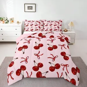 3-Piece Pink Cherry Quilted Quilt Set - Soft, Lightweight, Breathable, 200g/min Quilted Filler, Includes 1 Quilt and 2 Pillowcases (excluding pillow core), Suitable for Bedrooms, Dormitories, Air Conditioned Rooms, Children's Rooms, Gift giving