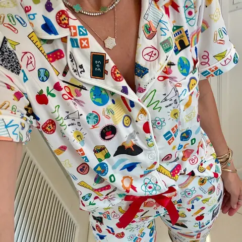 Women's Casual All-Over Print Short Sleeve Pocket Top & Bow Tie Long Pants Sleepwear Set, Loungewear Pjs Set, Fitted Button-Front Loungewear