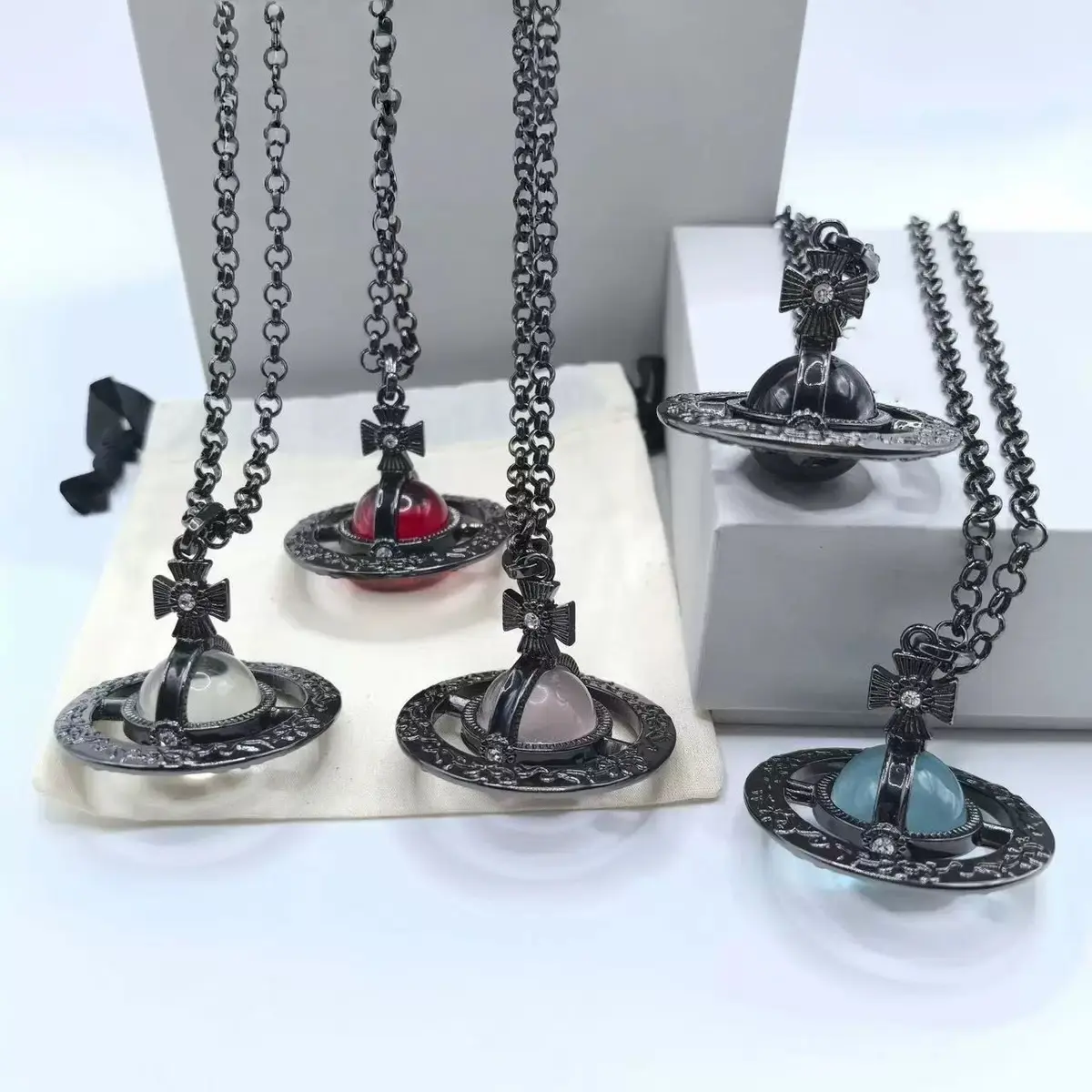 Y2K Elegant Bow-Design Planet Necklace, Costume Jewelry Accessory - Ideal for Daily Wear, Special Occasions