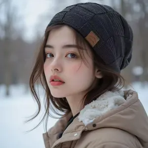 Lightweight Warm Unisex Knit Beanie Stretch Fit Acrylic Winter Hat for Skiing Cycling & Outdoor Sports Suitable for Men Women