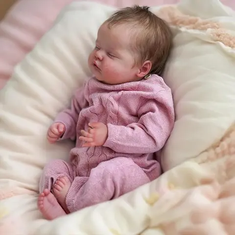 【WOOROY】 Reborn Baby Doll - Gift for Birthday Christmas Gift and New Year, 18 In Realistic Sleeping Newborn Girl Doll, Lifelike Doll with Weighted Soft Cloth Body, Handmade Gift Toy with Accessories Gift Toys for Kids 3+
