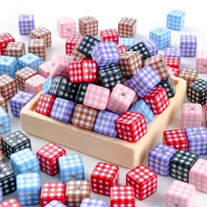 18pcs cute grid square beads, ideal for DIY keychain making - perfect handmade item for creative projects, used for DIY jewelry, keychains, and handicrafts - durable, lightweight jewelry accessories, DIY handicrafts, jewelry patterns, DIY jewelry making a