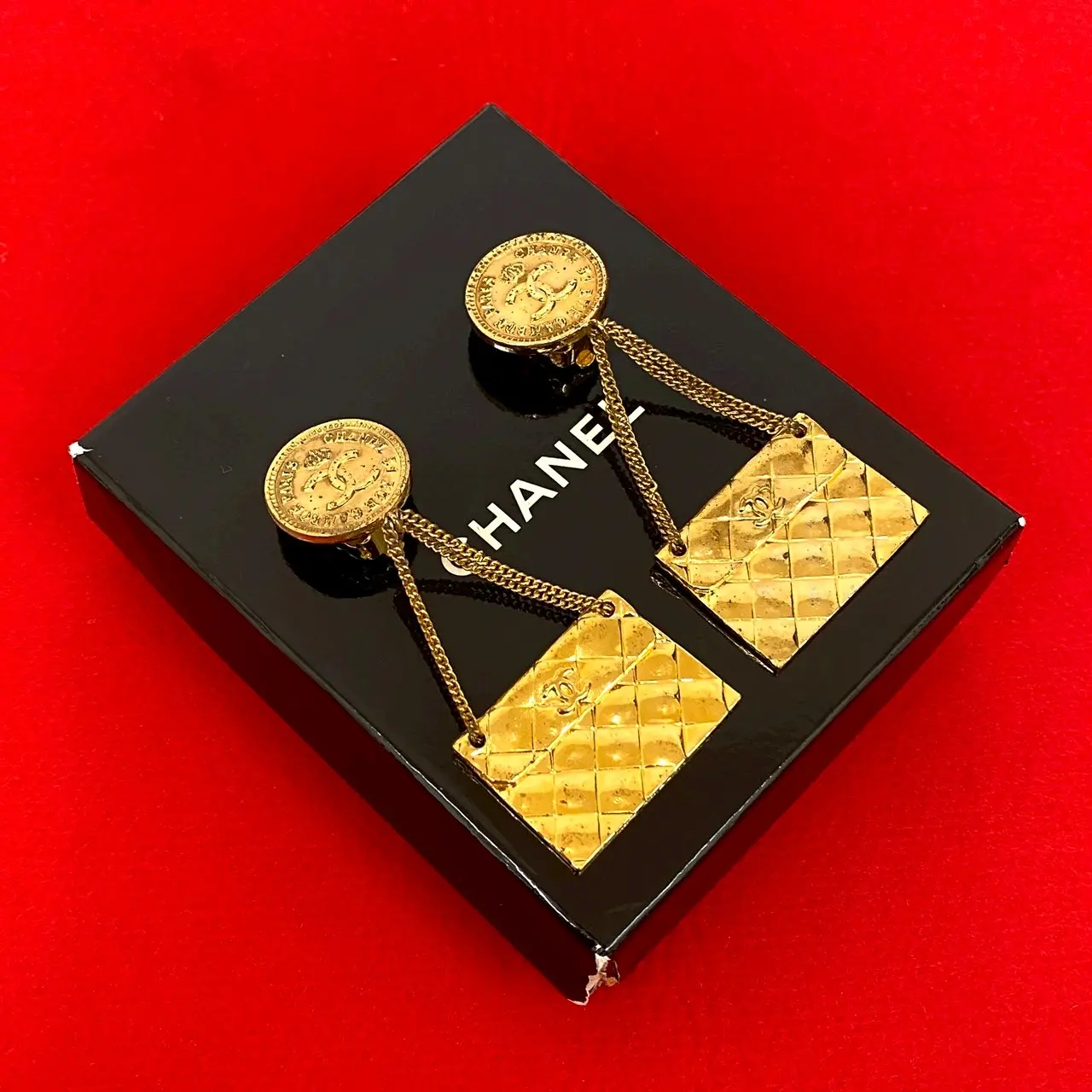 Pre-owned CHANEL Stainless Small Leather Goods Matelassé Earrings