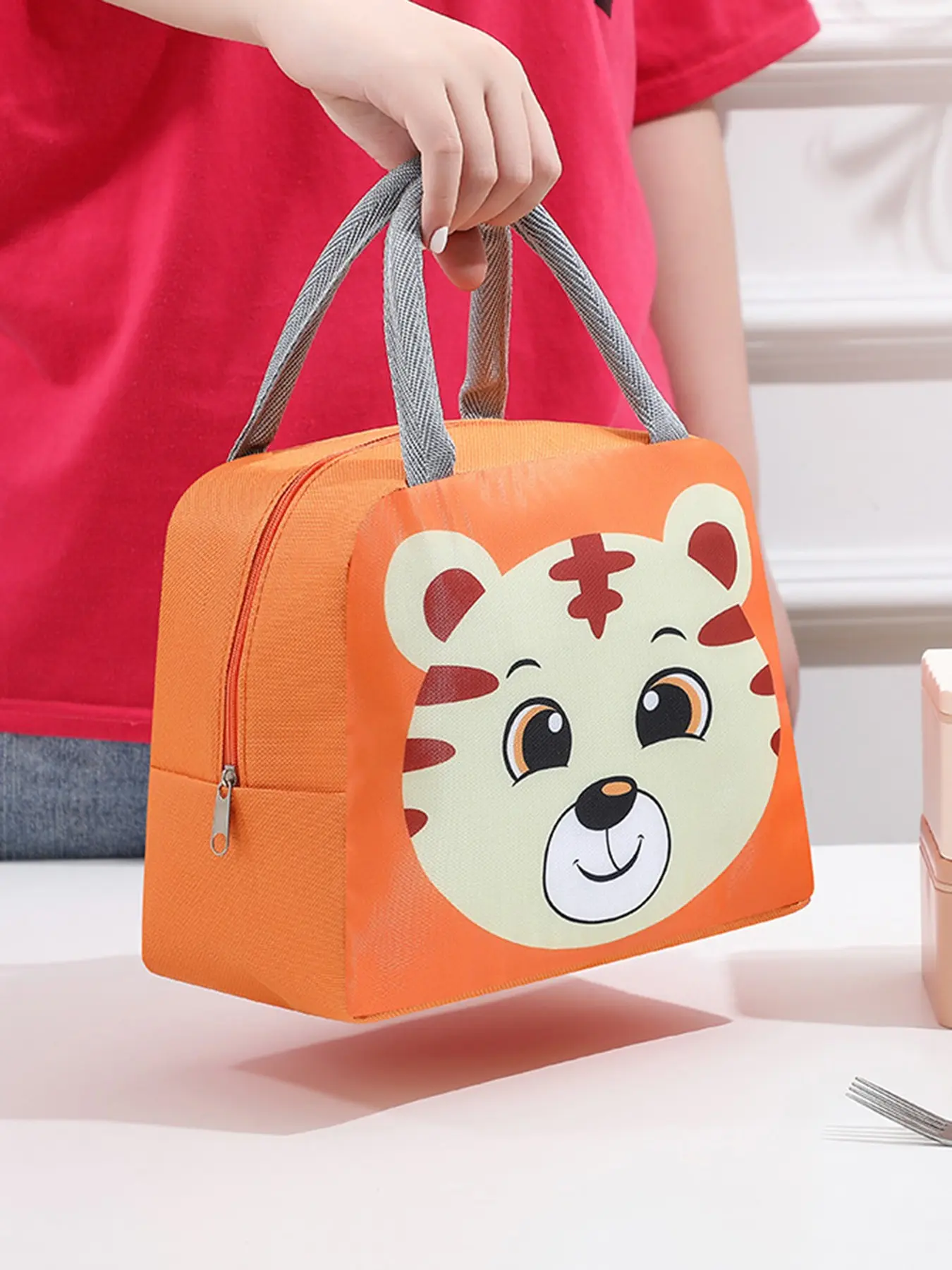Cute Cartoon Lunch Bag, Insulated Food Container Pouch, Adorable Handheld Bento Box, Single Pack, Perfect for Kids' Meals, Insulated Lunch Bags, Lunch Bag Gift