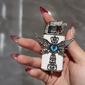 Viral Crocodile Head Inflatable Handmade Lighter Gift for Boyfriend Premium Windproof Creative Personalized Durable White Green