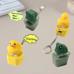 Quacking Duck Hat Keychain - Animal-shaped Press-to-Activate Sound Keychain for Relaxation & Stress Relief - Cute Animal Sound Generator for Focus & Focus - Ideal Gift for Duck Lovers