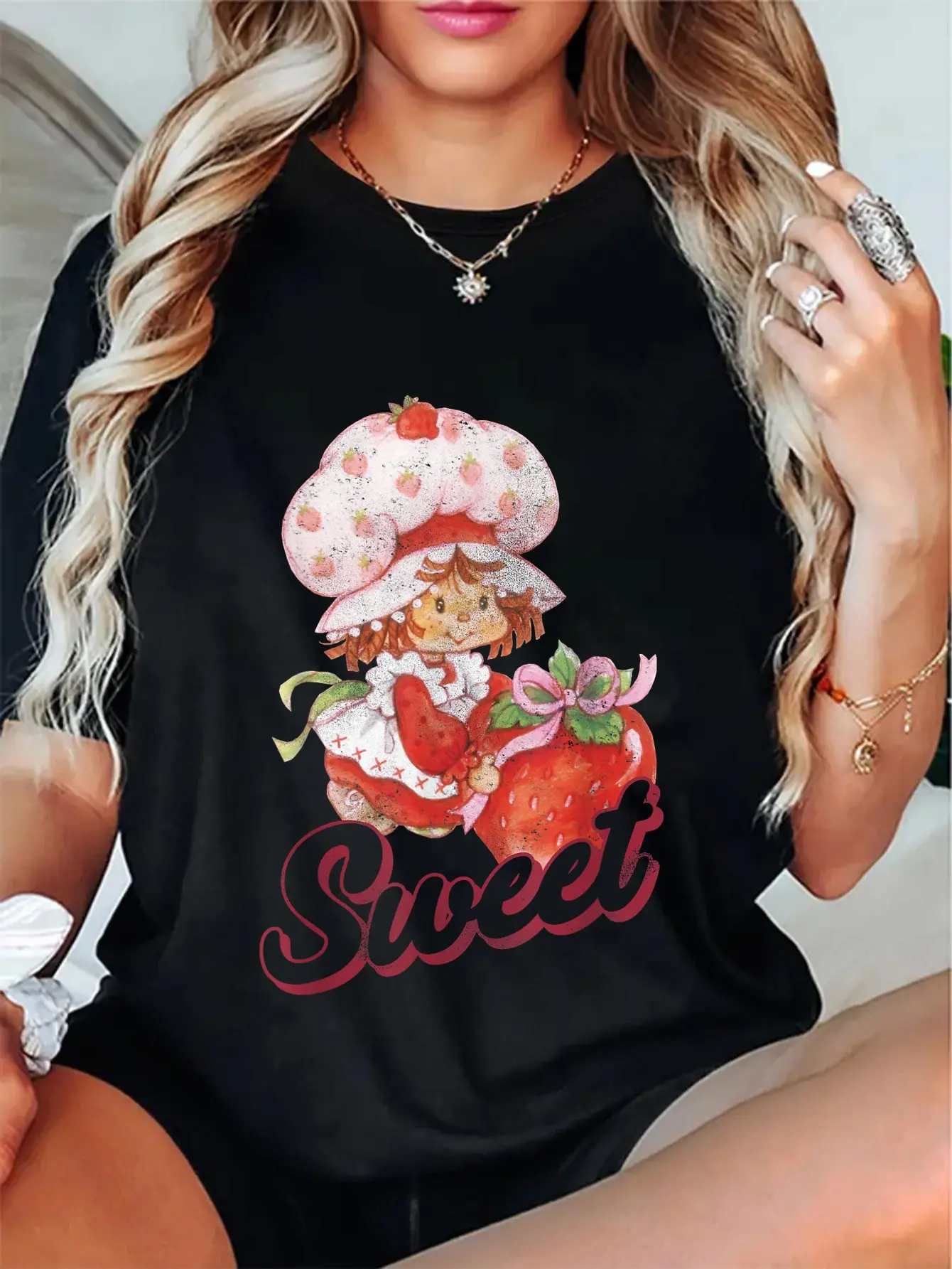 100% Cotton Strawberry Shortcake Vintage Sweet Portrait T-Shirt