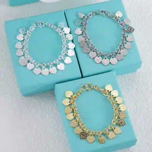 Heart-shaped pendant bracelet, fashionable and versatile exquisite jewelry birthday gift, dazzling heart-shaped bracelet for parties