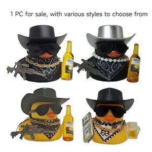 Cool Cartoon Car Duck Decoration, Dashboard Decorative Accessories, Car Accessory, Fun Rubber Duck with Cowboy Hat, Office Desk Ornament, Car Desktop Decor, Car Interior Ornaments