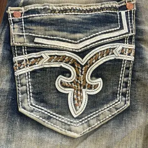 Vintage blue starage denim jeans