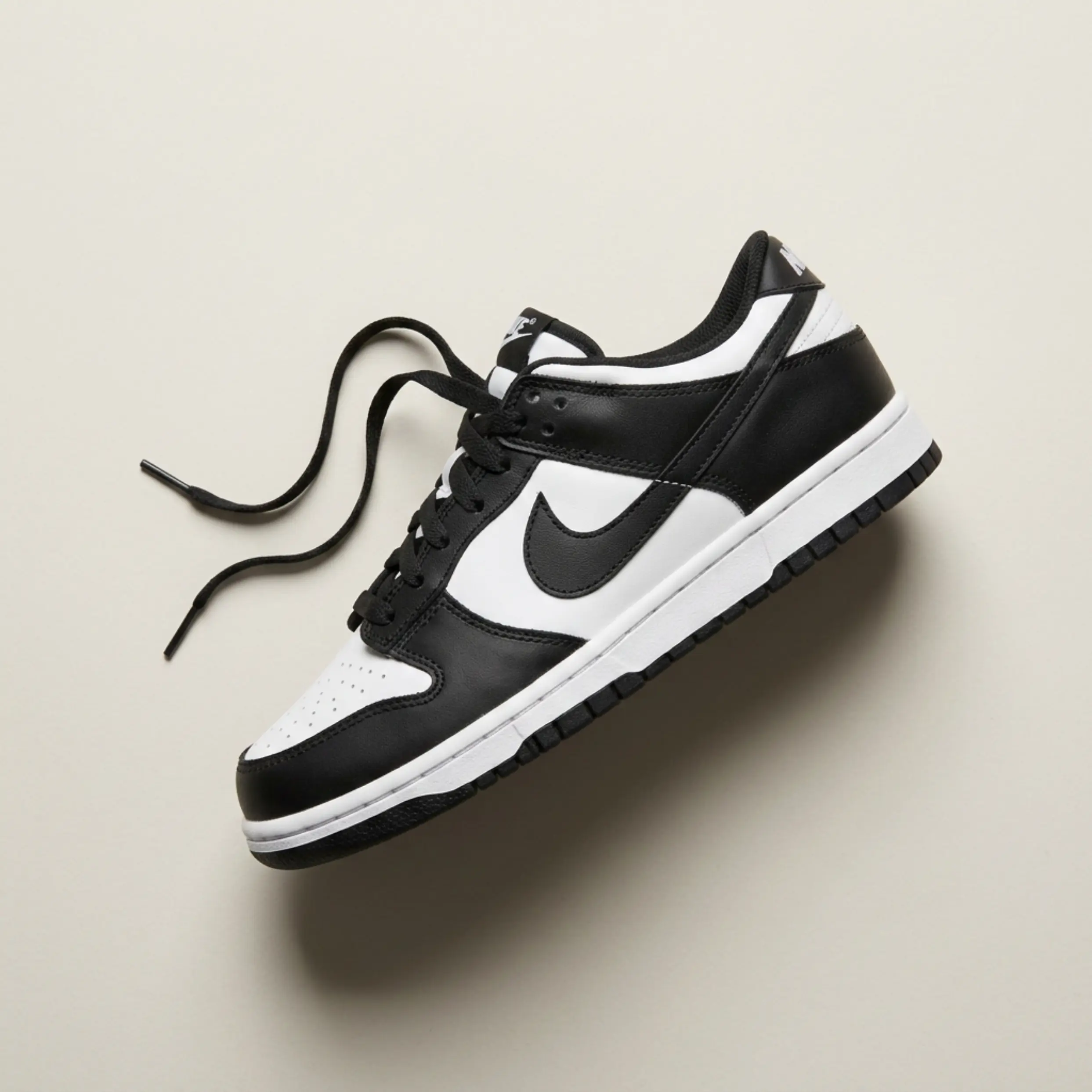 Nike Dunk Low Retro White Black Panda Preschool Sneakers New Nike Dunk Low Retro White Black Panda Preschool Sneakers New