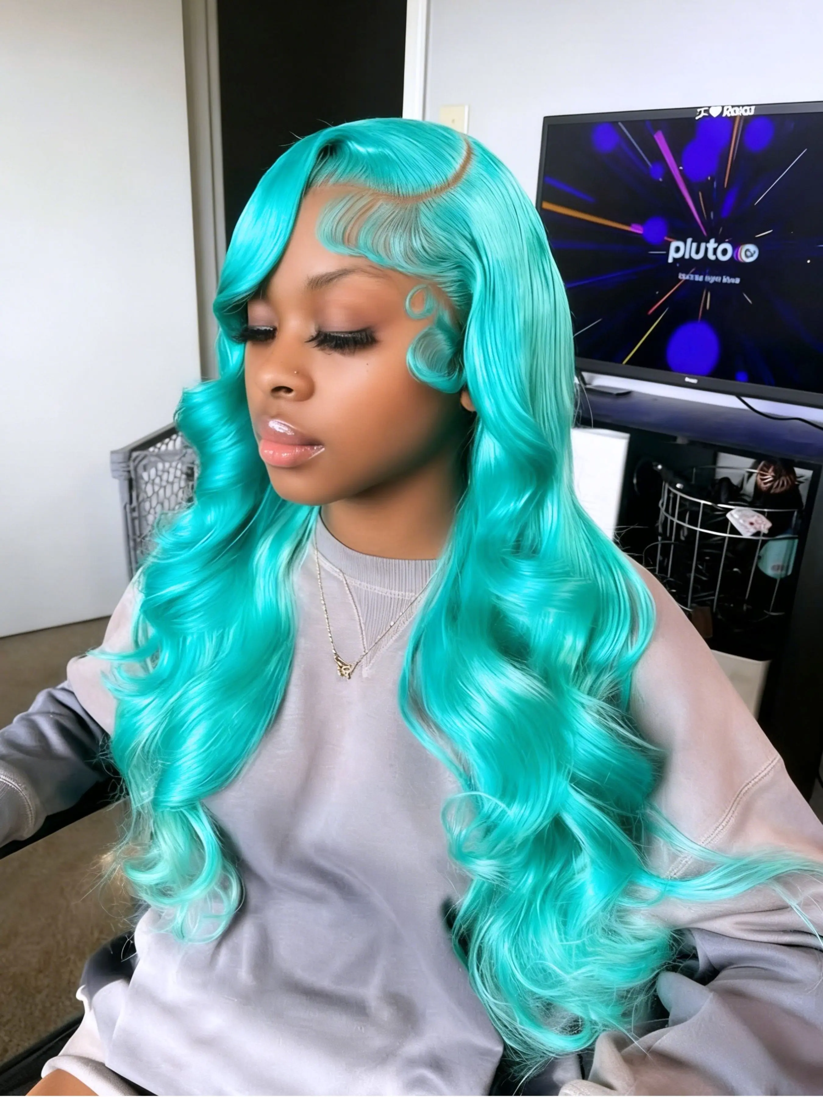 Bright Aqua Blue 28" Wave Lace Front Wig 13x4 HD Transparent Lace Pre-Plucked Hairline Heat-Resistant Synthetic Hair for Women Party & Daily Wear Synthetic Material Wigs Synthetic Wavy Wig