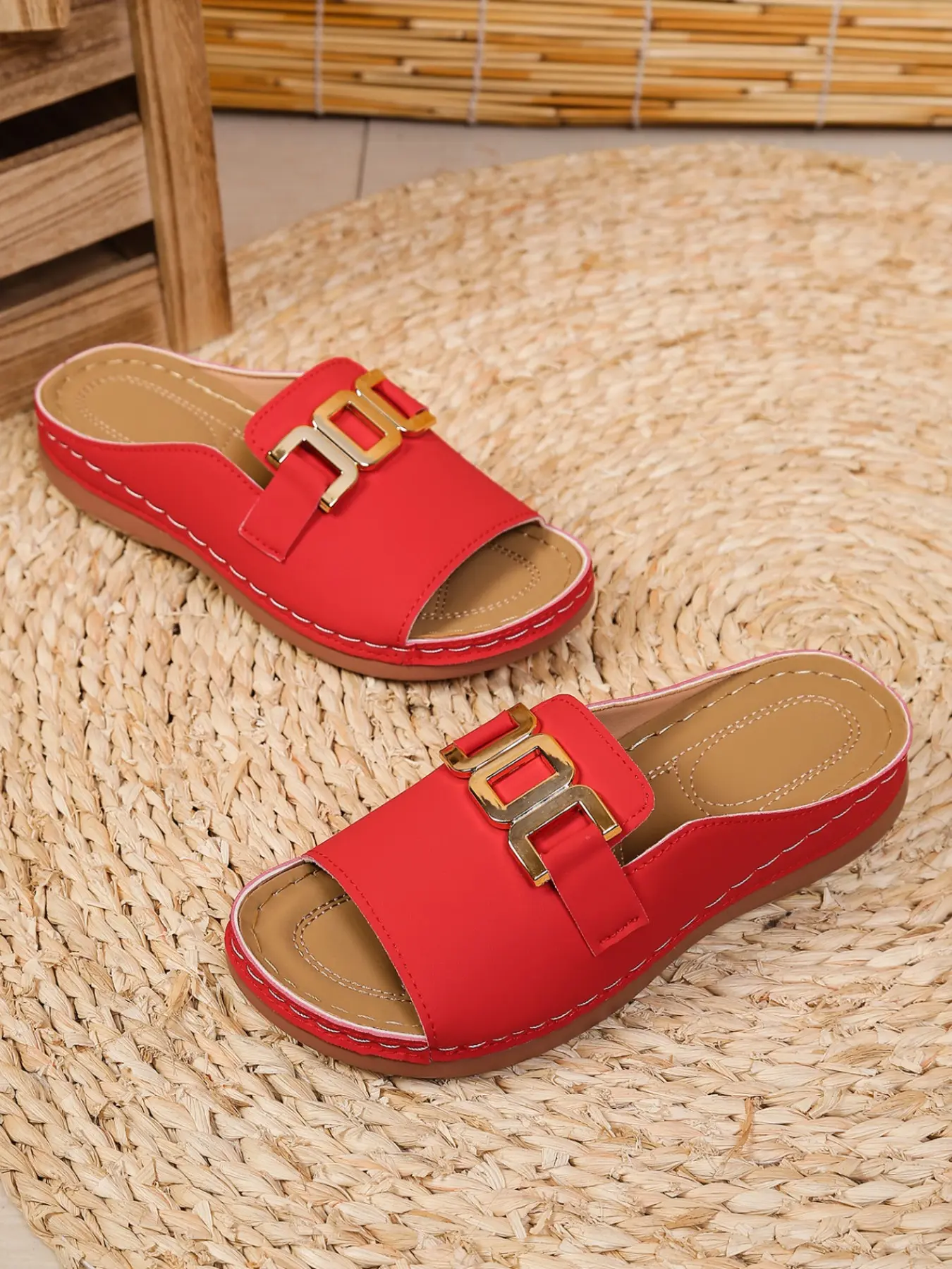 Women's Wide Fit Soft Sole Fancy Sandals, Metal Decorative Heel Casual Slippers, Multiple Colors Available, Perfect for Summer, Chic Summer Footwear, Comfy Footwear Sandals