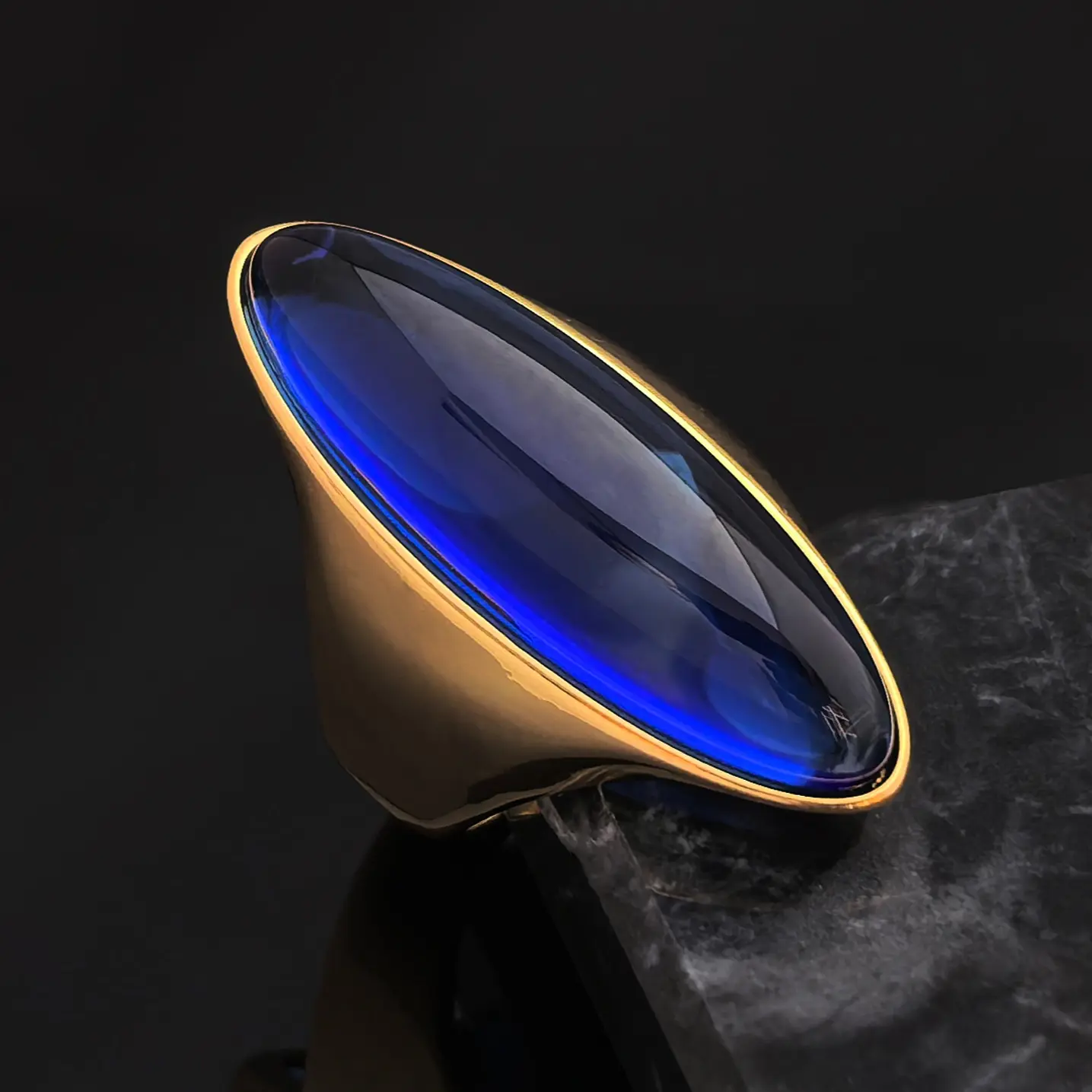 Retro Style Ring for Women in Gold-Tone Stainless Steel with Olive-Shaped Dark Blue Solid Enamel, Handmade Craft Costume Jewelry, Colorful Enamel Rings, Retro Look, Exquisite Trendy Ring, Evening Wear