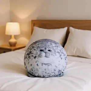 11.81-inch plush seal toy, an adorable and soft plush animal gift suitable for all ages. A cute stuffed animal, an ideal gift for friends and family. Super soft and fluffy, a lovely plush doll.