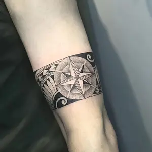 6 Large Herbal Tattoo Stickers, Including 1 Mayan Element and 5 Random Styles, Lasting 7-15 Days, Waterproof and Durable, Realistic Effect, Suitable for Those Afraid of Pain and Not Wanting to Get Tattoos