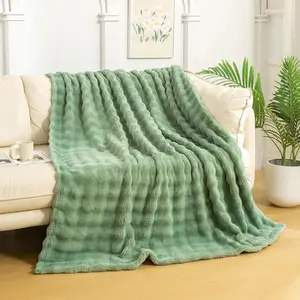 Fuzzy Plush Thick Bubble Blanket, Luxury Fluffy Blanket for Couch, Sofa, Bedroom, and Living Room, Big Bubble  Blanket for Couch, Small Fluffy Fuzzy Cozy Blanket, Thick Furry Plush Shaggy Blankets
