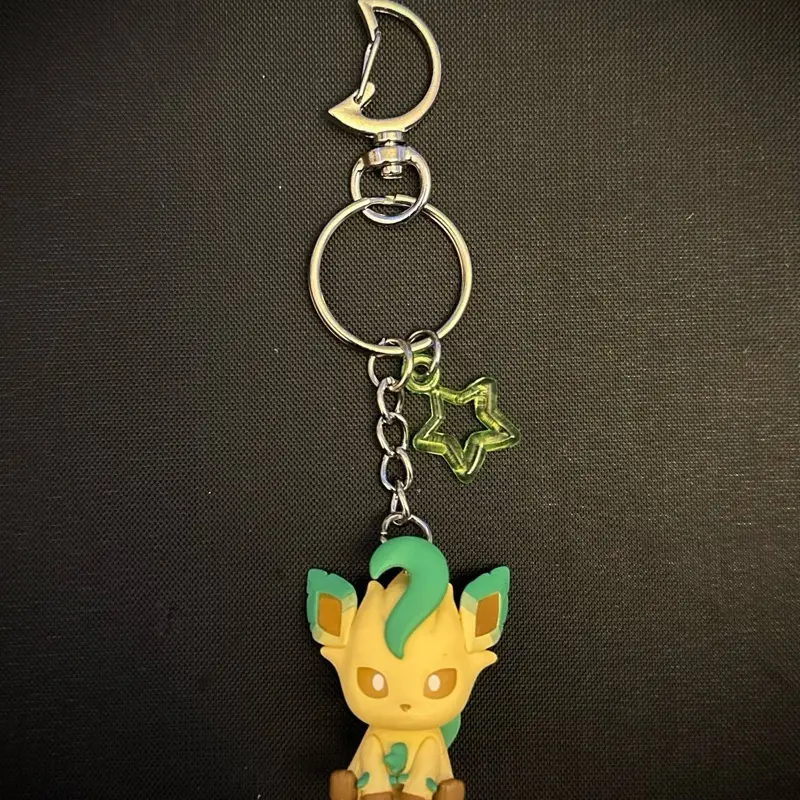 Chibi Leafeon Keychain with Added Clip, Green & Yellow Design, Featuring Keyring Attachment, Keyring Attachment Included