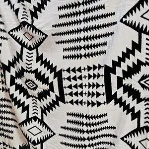 DARLENE Aztec. king size Blanket soft and confy