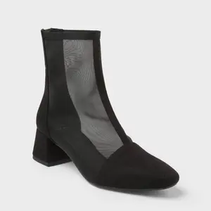 Women Celaena Boots with Memory Foam Insole  Black size 8