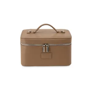 ETOILE COLLECTIVE x Revolve Vanity Case in Cappuccino