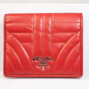 Pre-owned PRADA Leather Bag Accessories P26040439 Red Compact Wallet