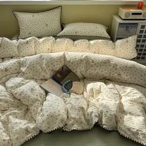 4pcs 2026 Spring Summer New High-Quality A-Class Puff Fabric Sweet Chestnut Shell Edge Four-Piece Set Series Soft Bedding Sets Breathable Duvet Set