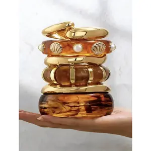Women's 6-Piece Resin Cuff Bangle Bracelet Set, Irregular Shape Oversized Chunky Metal Clasp, Acrylic Bracelets for Daily Wear & Parties