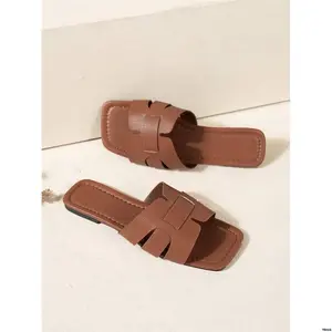 2025Women sSummerNewArrivalSquareToeFlatSandals Casual FashionablePlusSizeBlackSlip - OnSliders