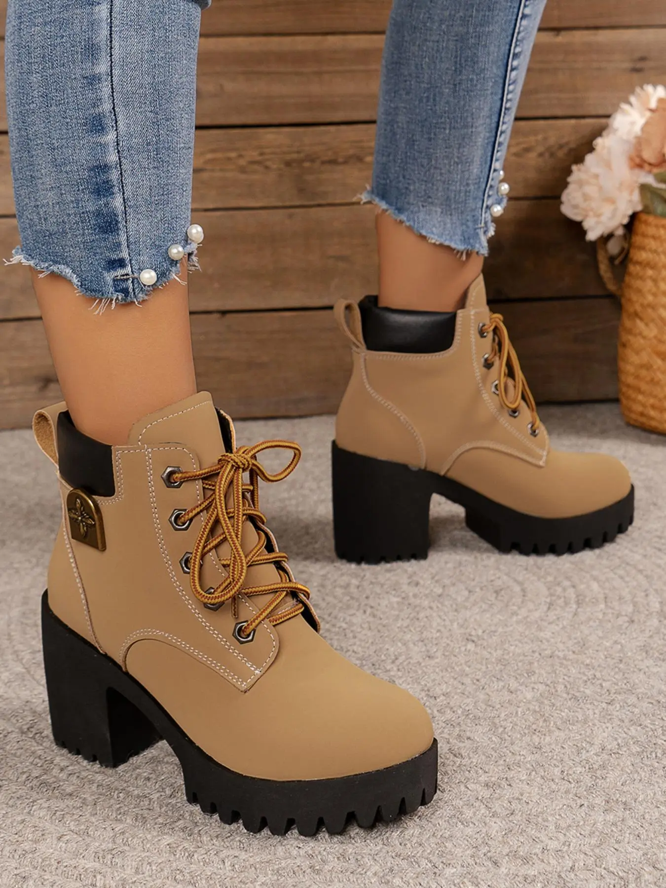 Women's Fashionable Patchwork Design Lace Up Platform Boots, Casual Comfortable Round Toe Boots for Daily Wear, Perfect for Students and Outdoor for Women & Girls
