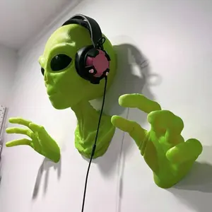 Alien Creative Wall Hanging Set, 3D Sci-Fi Decor, Latex Sculpture, Home Office Decoration, Realistic Design, Eyes and Mouth, Unique Artwork