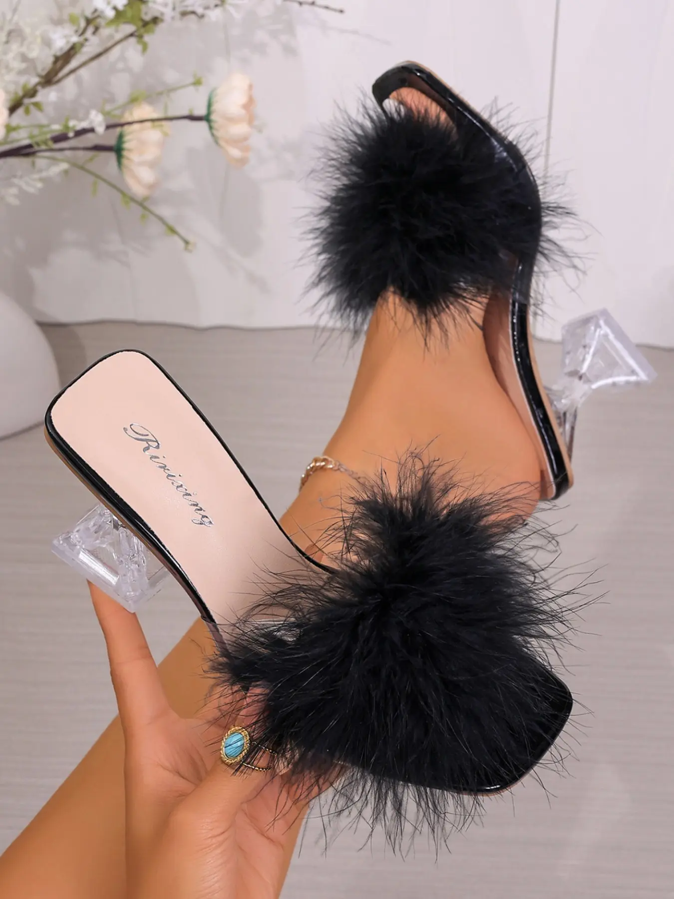 2026 new model for women, Fashionable heeled sandals, feathered decorations, transparent high heels, large sizes, comfortable, slip-resistant, Chunky heeled sandals, square-toed, sandals perfect for parties and dates, available in black colors