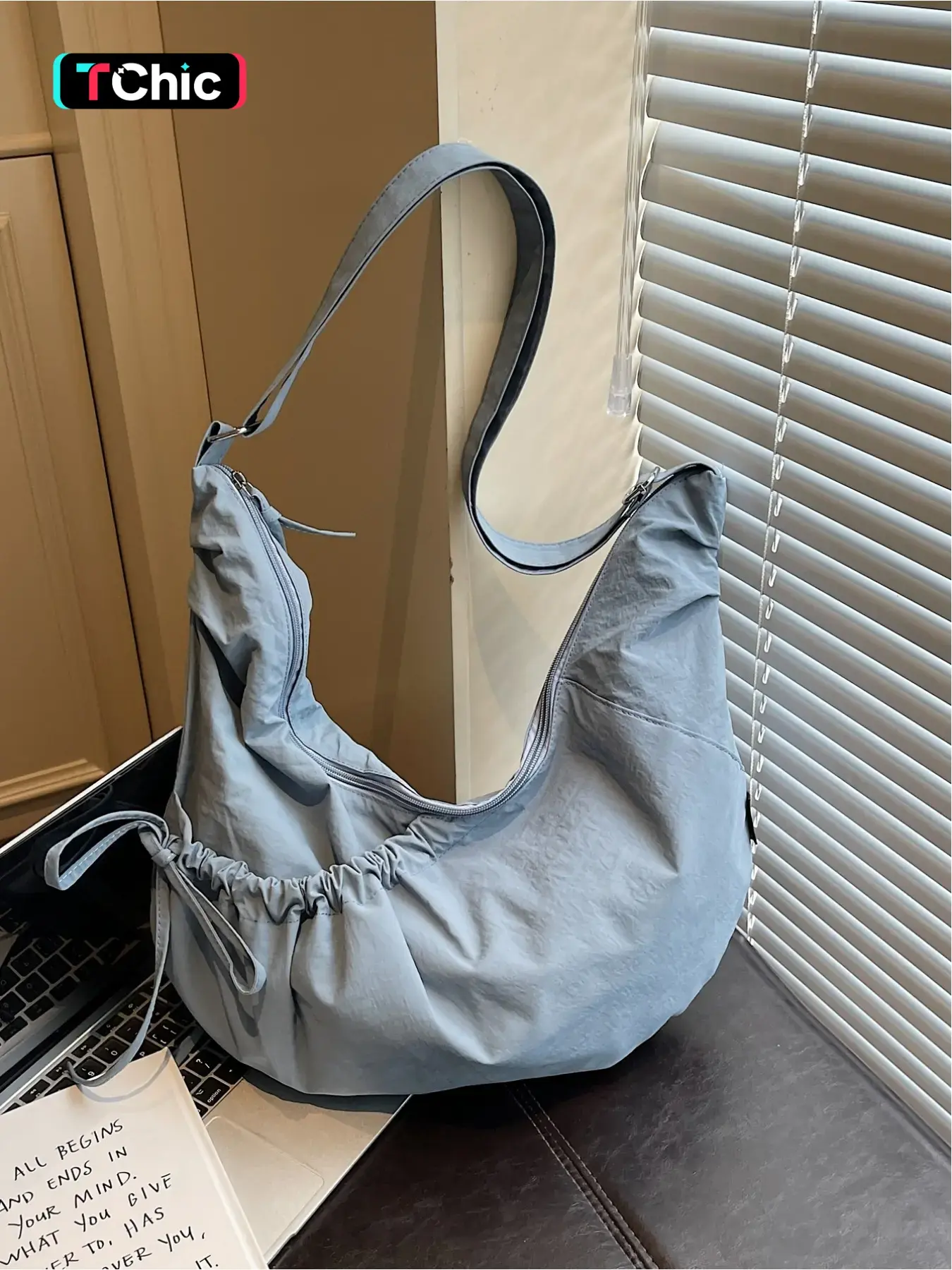 Large capacity casual versatile crossbody bag with drawstring design, pleated shoulder bag, underarm bag, handbag, outdoor sports commuting bag, Fashionable Crossbody Bag