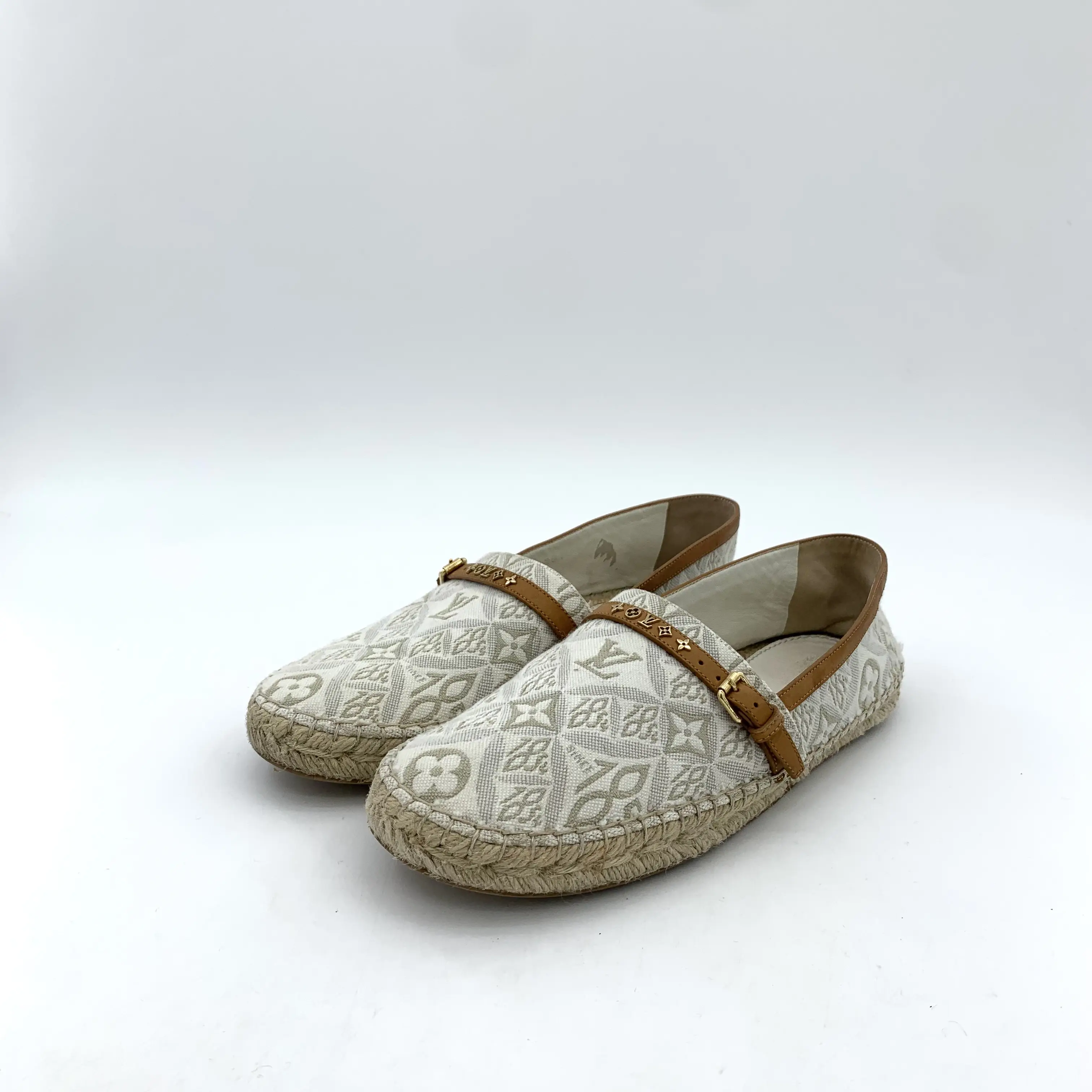 RDLTS— Louis Vuitton Starboard Beige Monogram Espadrilles Size US 6.5