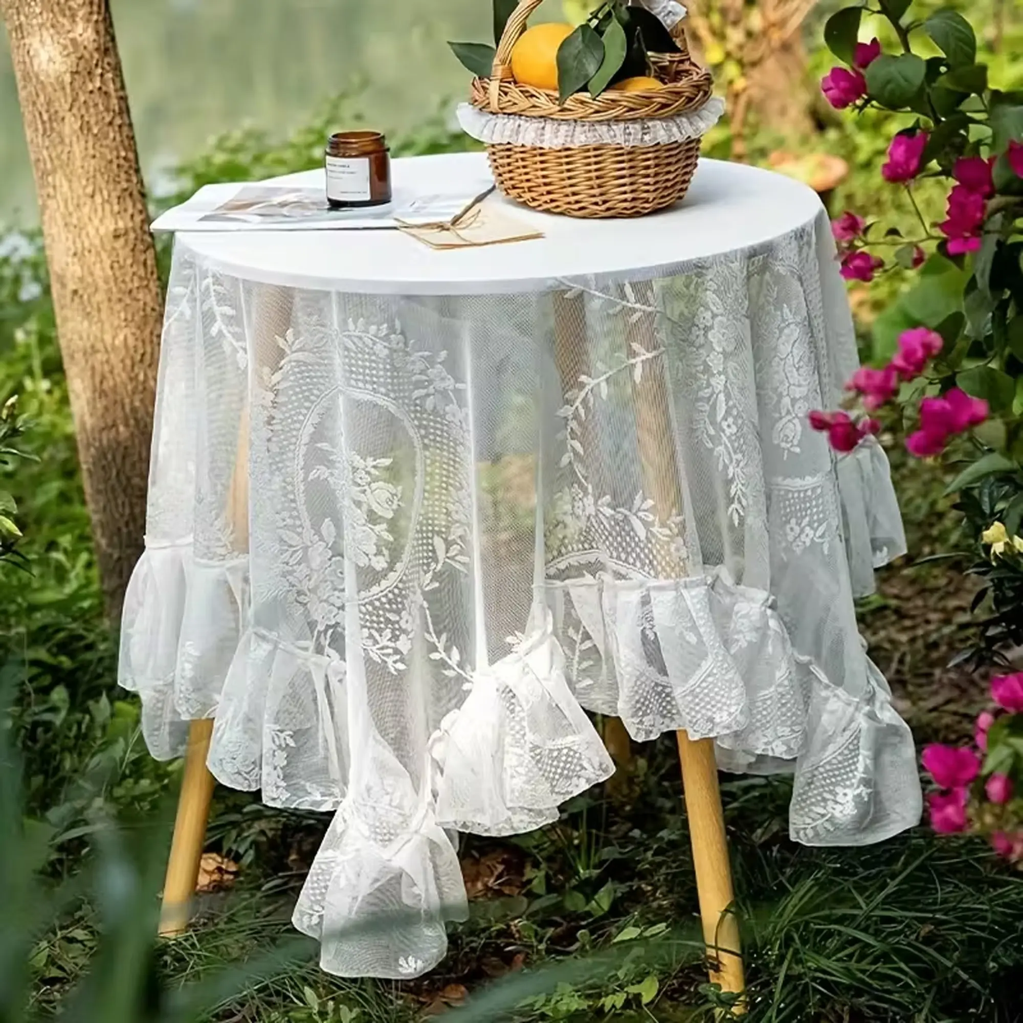 1pc Elegant Lace Hollow Out Sheer Leaf Tablecloth with Ruffle Trim, Vintage Floral Bird Pattern, Perfect for Restaurant Banquet Party Dinner, Cocktail Table Cloth, Table Covers