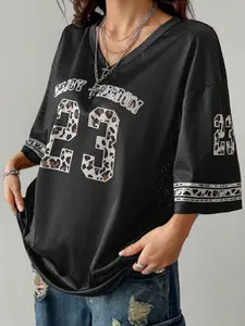 [Plus Size] Number & Leopard Print V Neck Football Jersey, Plus Y2k Short Sleeve T-shirt for Summer, Women's Plus Clothing for Daily Wear, Womenswear Top, Streetwear, Casual Tops
