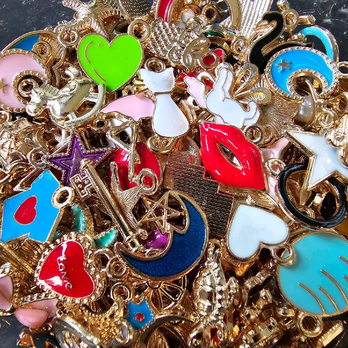 metal charm metal charm