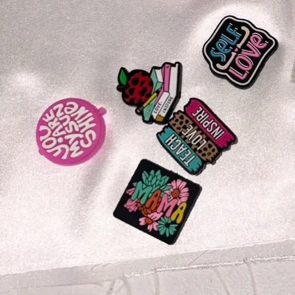 ChellesJewelsDesigns-Silcone Focal Beads DIY Scoops