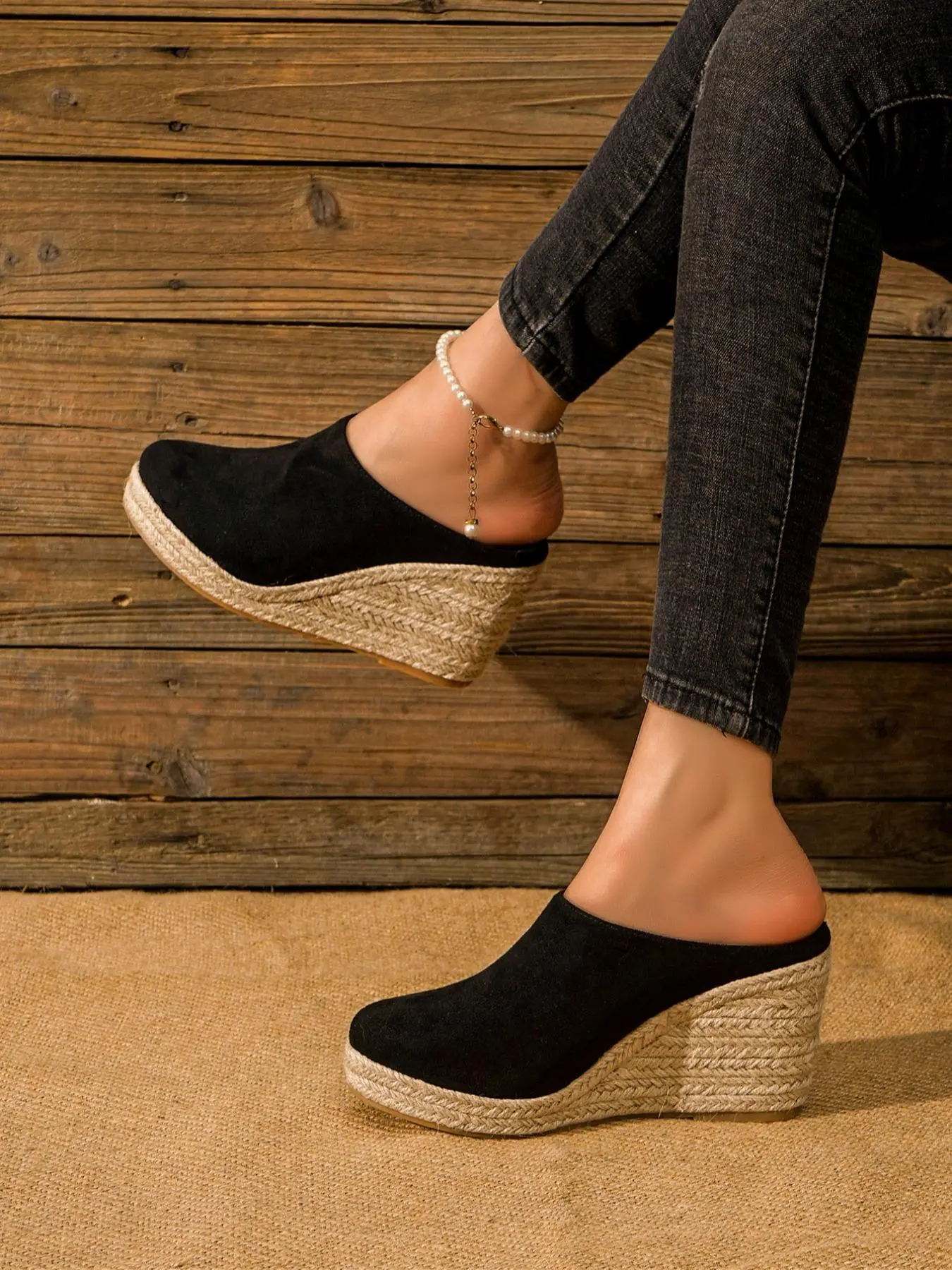 Women's 1 Pair Casual Solid Color Wedge Sandals, Classic Fashionable Slip-On Espadrille Sole Flannel Wedge Sandals for Beach, Female Casual Shoes for Daily Use, Elevated Sandals, Fashionable Comfy Sandals