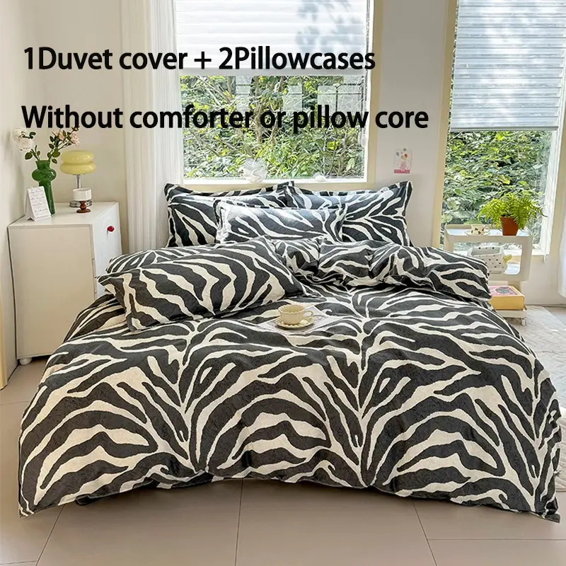 3-Piece Zebra Print Decorative Bedding Set, Bed Sets Supplies, Printed Bedding Set, Breathable and Super Soft, Includes 1 Duvet Cover and 2 Pillowcases, Suitable for All Seasons