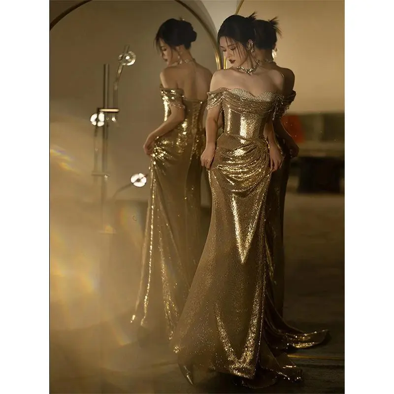 green emerald velvet dress Akhl Metallic Gold Fishtail Gown main image 1