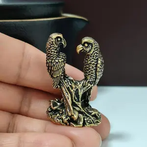 Creative Couple Parrot Brass Figurine Ornament, Handheld Craft Gift, Animal Decoration Collectible, Valentine's Day Christmas Present, Handcrafted Detail, Brass Material, Couple Design