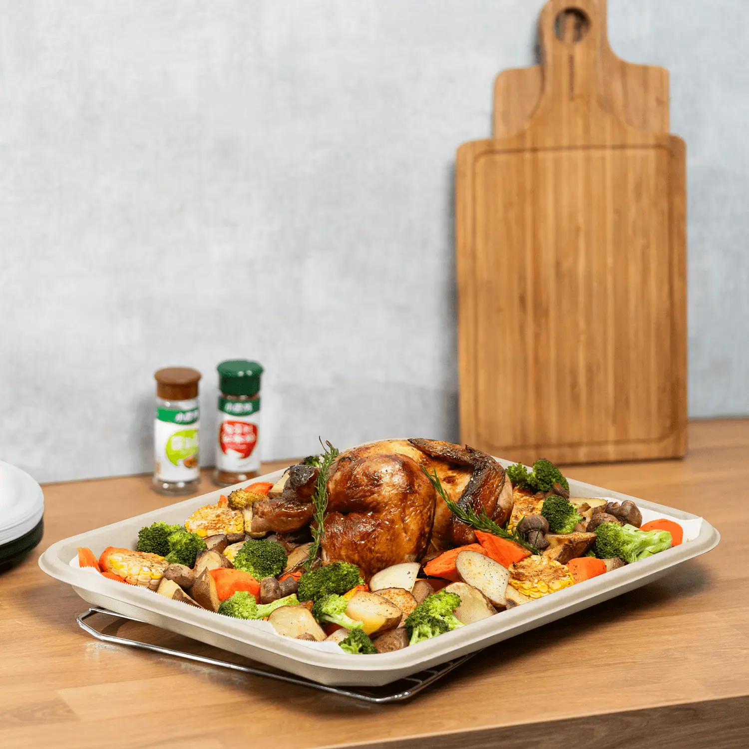 Karat Earth 14”x18” PFAS free Bagasse Serving Tray, Rectangular - 100 pcs