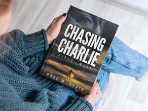 Chasing Charlie - The Girls’ Week: Fiction Book, Thriller Novel About Friendship and Survival in a Tropical Paradise, Fiction Books