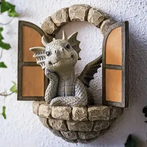 Dragon & Dinosaur Garden Statue – Window Climbing Outdoor Decor, Windproof Yard Ornament