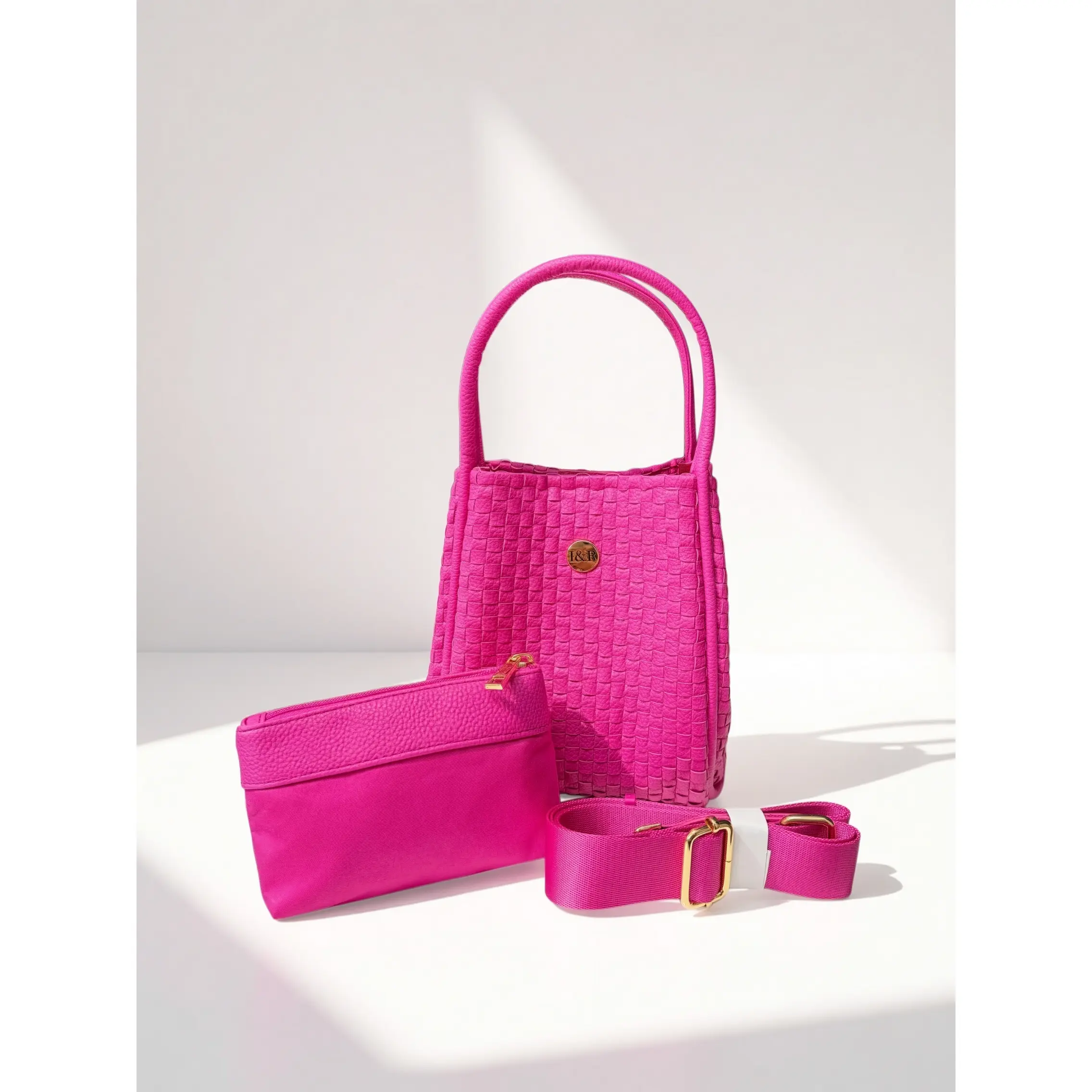 The Iris Bucket Tessellate Bag(#2012) By Iris & Rainbow The Iris Bucket Tessellate Bag(#2012) By Iris & Rainbow
