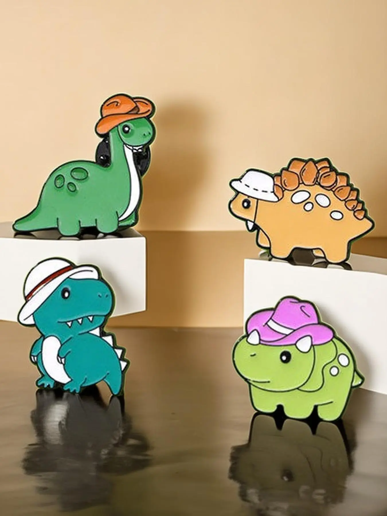 Cartoon Dinosaur Design Brooch, Cute Animal Badge for Men & Women, Enamel Pin Suitable for Backpacks, Jeans, Scarves, Hats Decoration, Men Accessories, Hat Pins, Alloy Brooch Pin, Enamel Lapel Pins